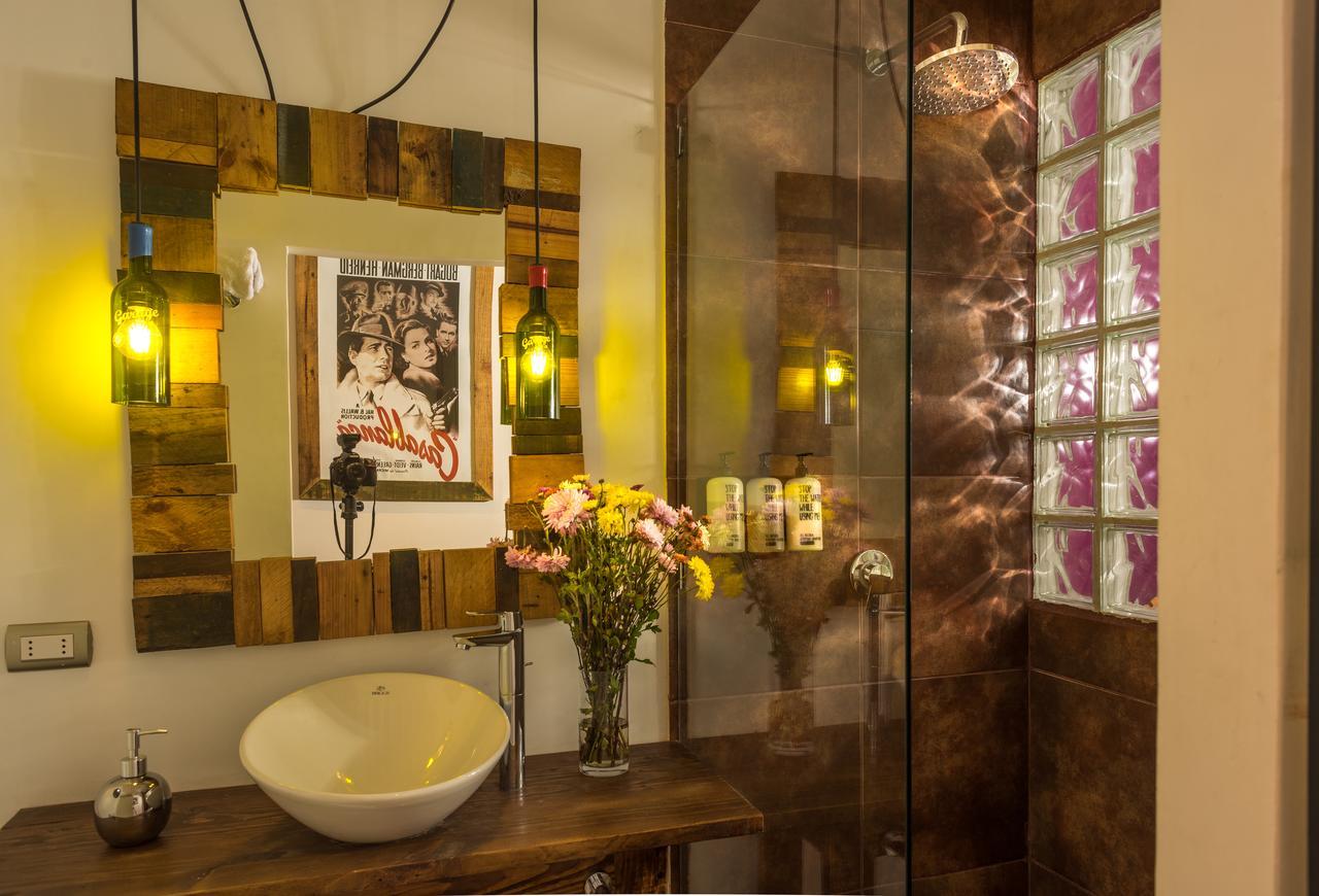 Hotel Winebox